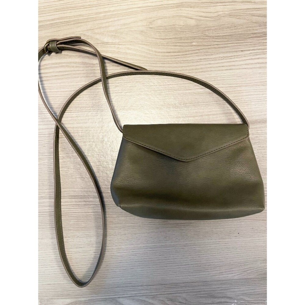 Universal Thread Olive Green Crossbody Purse Envelope Flap Adjustable Strap